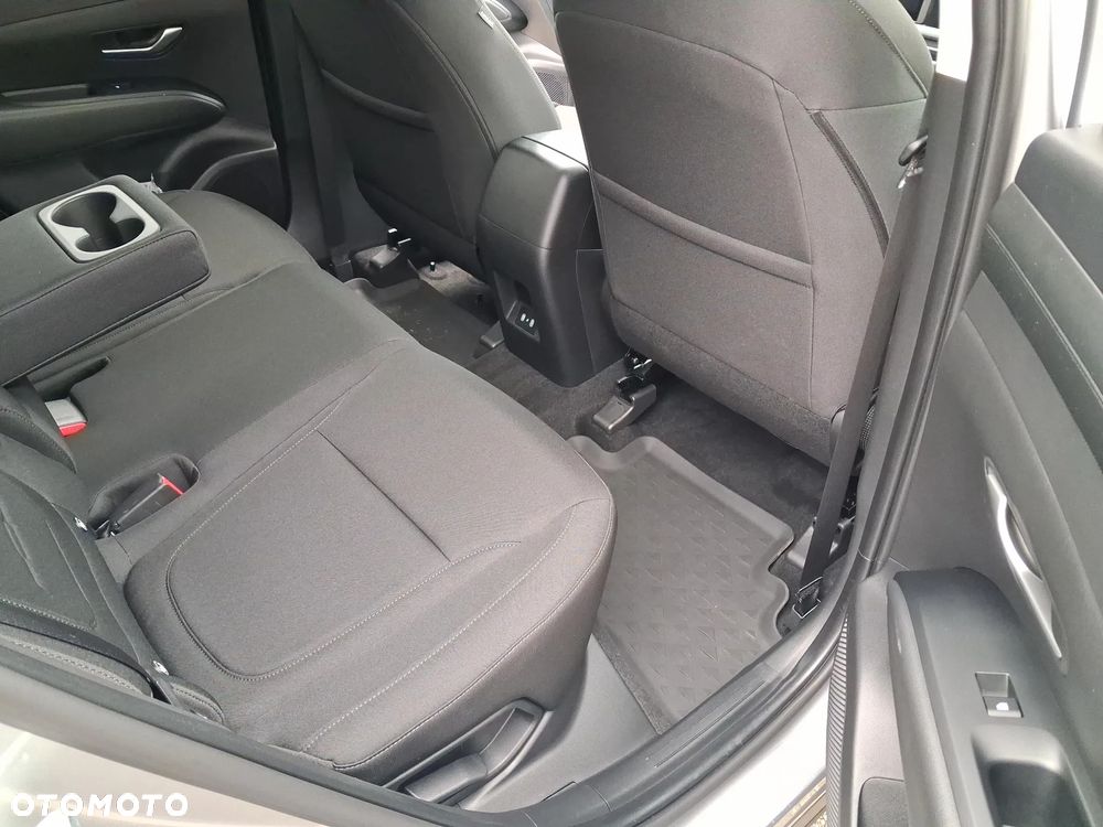 Hyundai Tucson 1.6 T-GDi Smart 2WD - 23