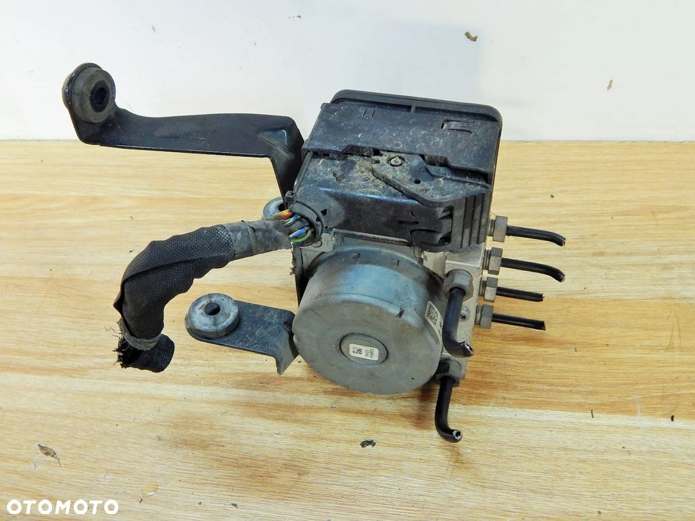 Pompa hamulcowa ABS Ford Focus MK3 C-max Connect 13-18 Lift Łuków części - 3