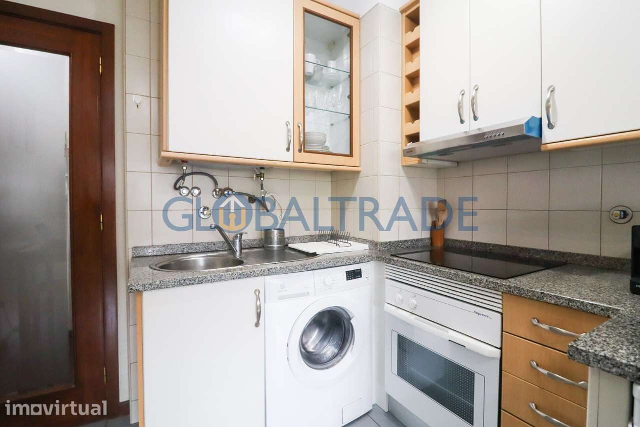 Apartamento T1 Mobilado & Equipado no Porto - Grande imagem: 2/31