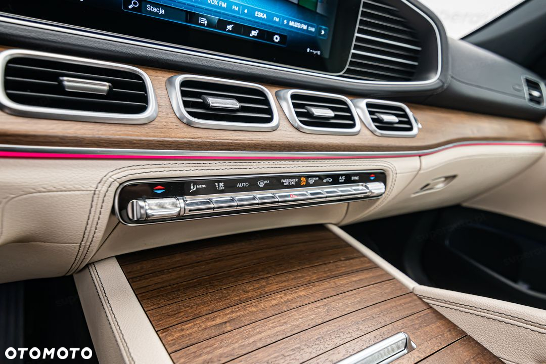 Mercedes-Benz GLE - 23