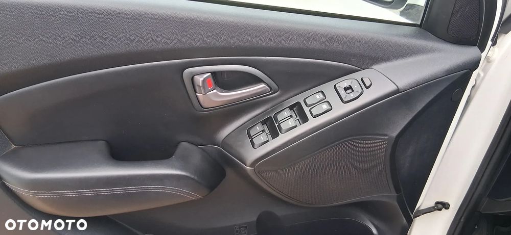 Hyundai ix35 2.0 CRDi 4WD Premium - 23