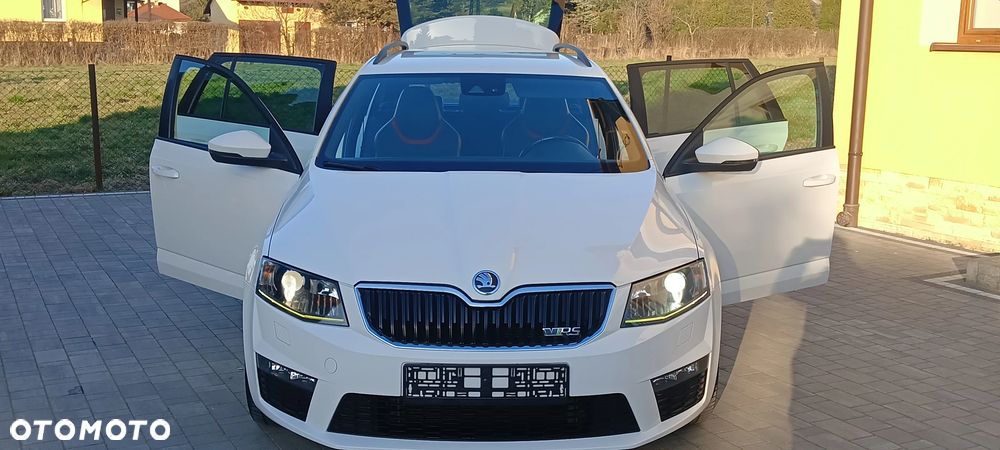 Skoda Octavia 2.0 TDI RS - 14
