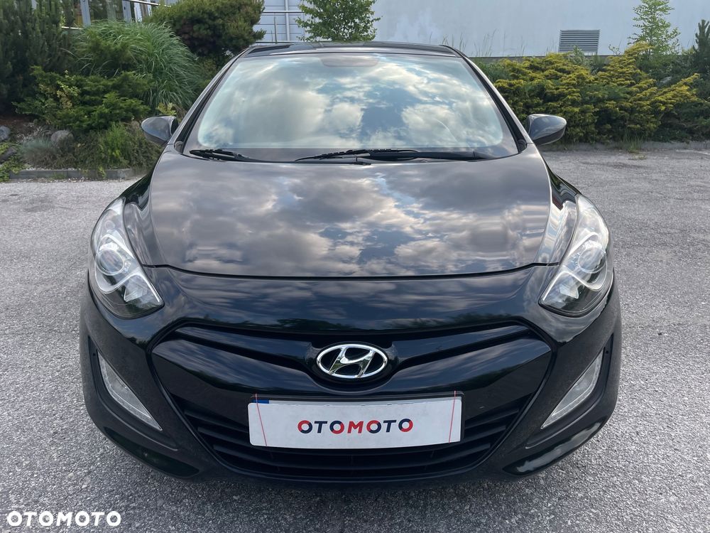 Hyundai i30 blue 1.6 CRDi Style - 22