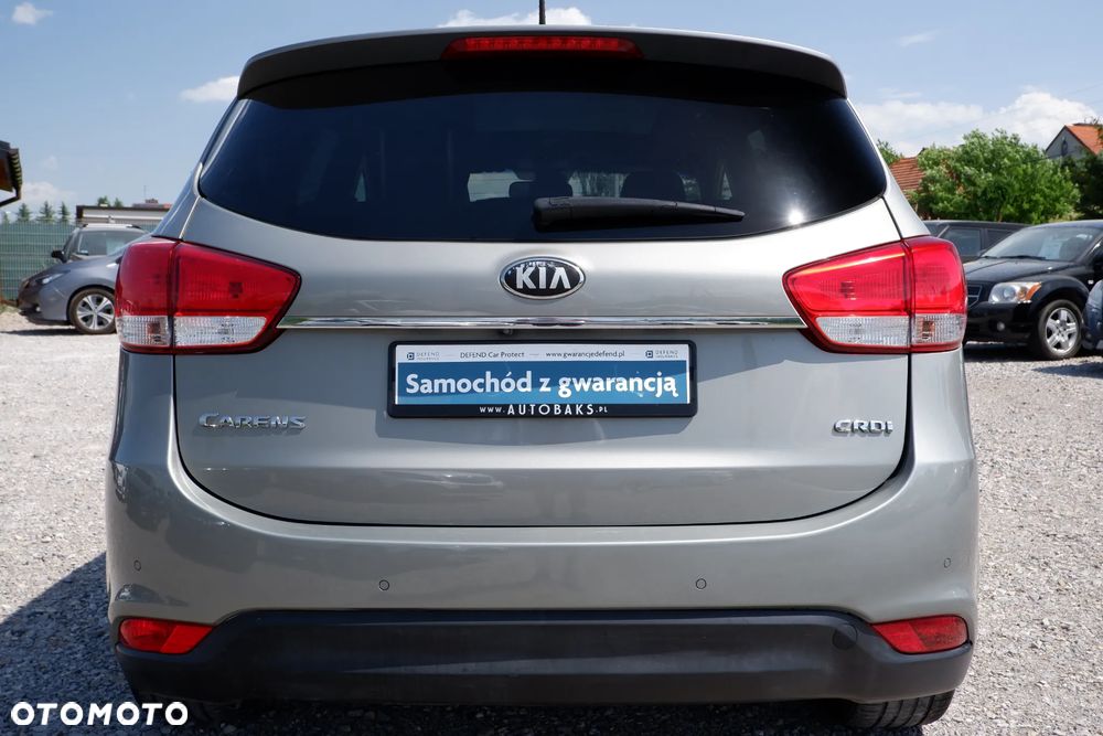 Kia Carens 1.7 CRDi XL - 33