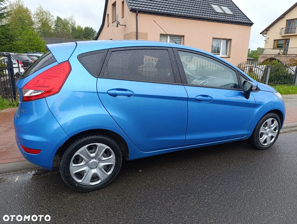 Ford Fiesta 1.25 Celebration - 30