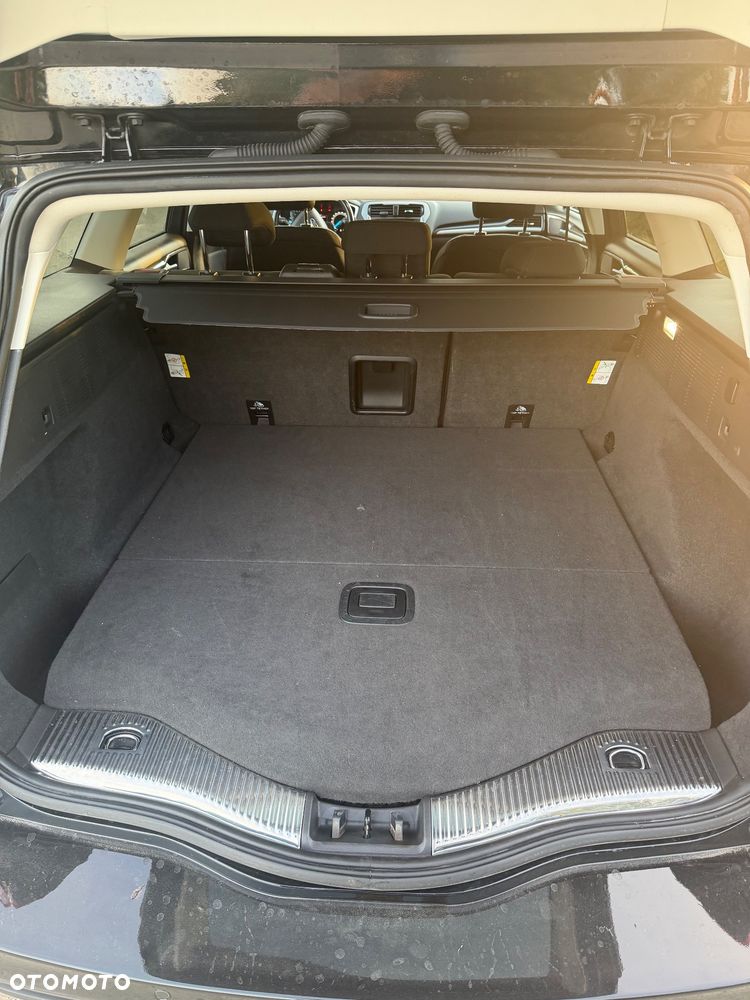 Ford Mondeo - 10