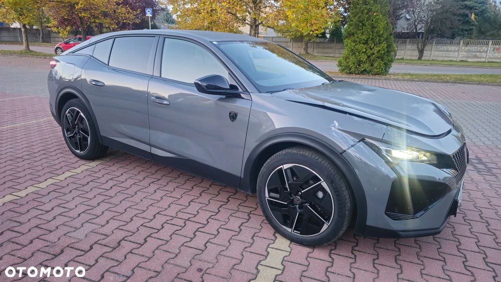 Peugeot 408 2025 photo 2