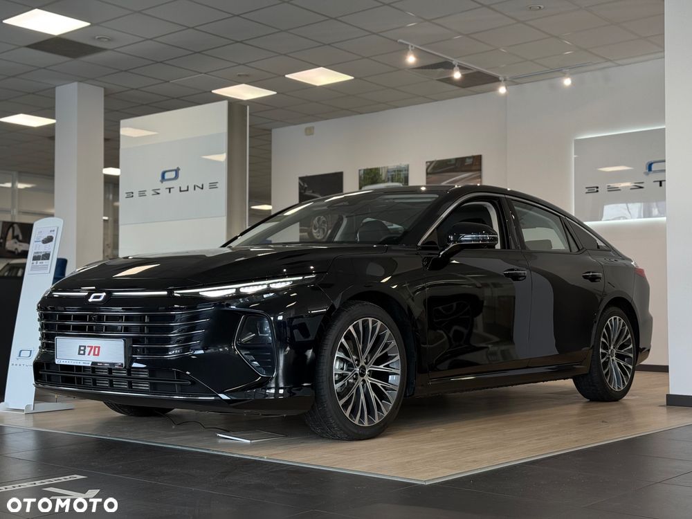 Bestune B70 2.0T Elegance - 11