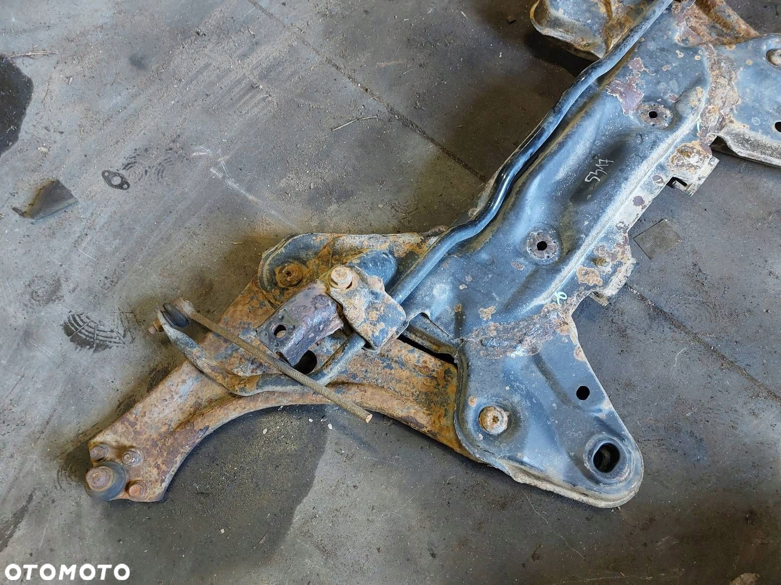 SANKI WÓZEK KOŁYSKA SILNIKA CITROEN C3 I 02-09r 1.4 HDI - 6
