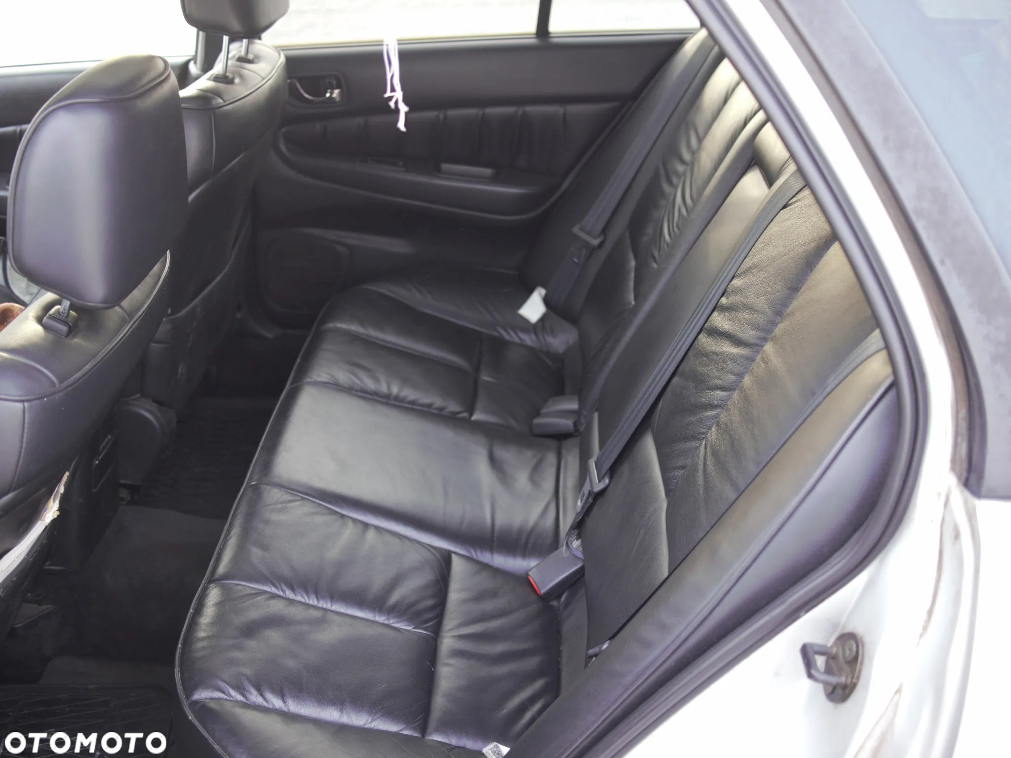 Mitsubishi Galant - 37