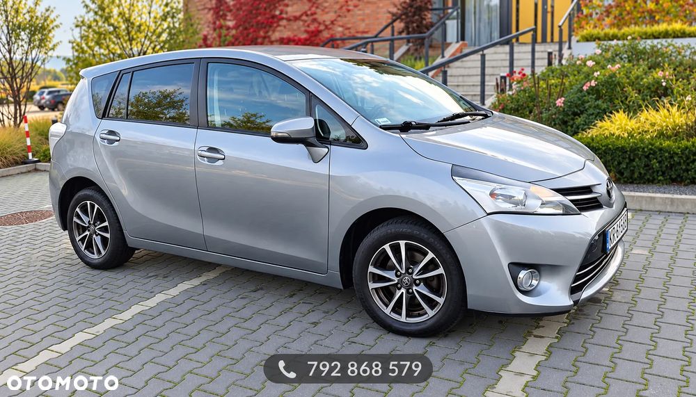 Toyota Verso - 28