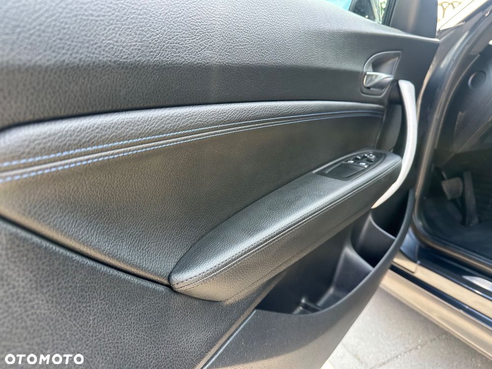 BMW Seria 1 118d M Sport Shadow - 20