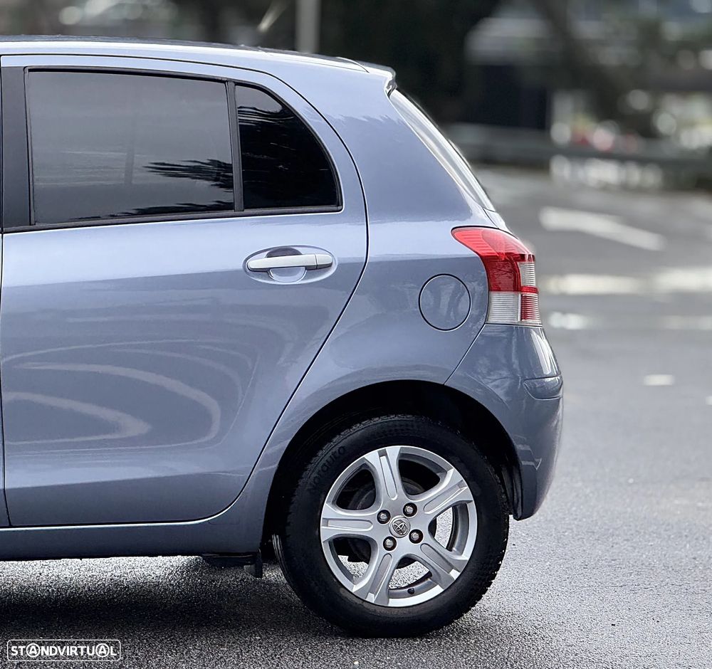 Toyota Yaris 1.33 VVT-i Sport - 7