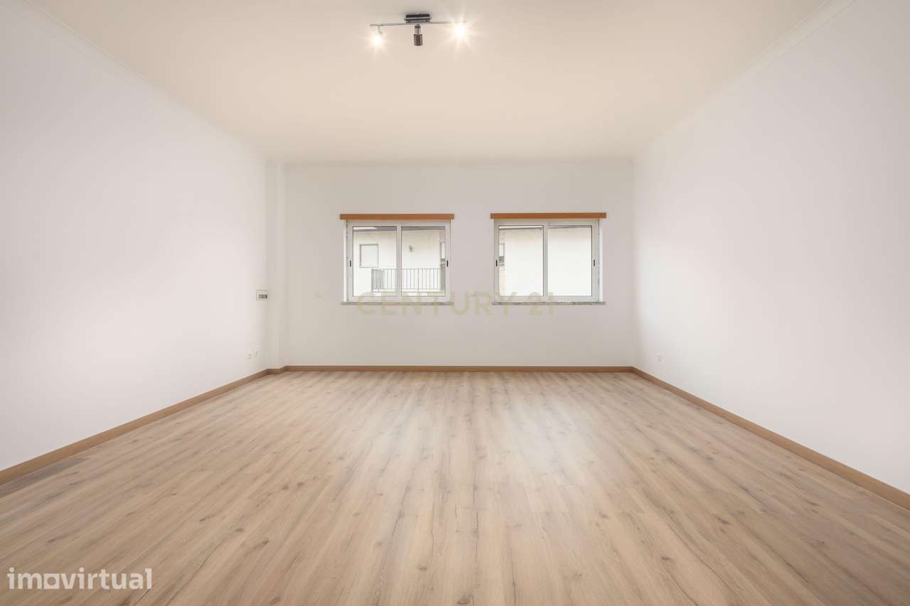 Apartamento T3 com Suite em Localização Central - 336.000€ - Grande imagem: 3/19