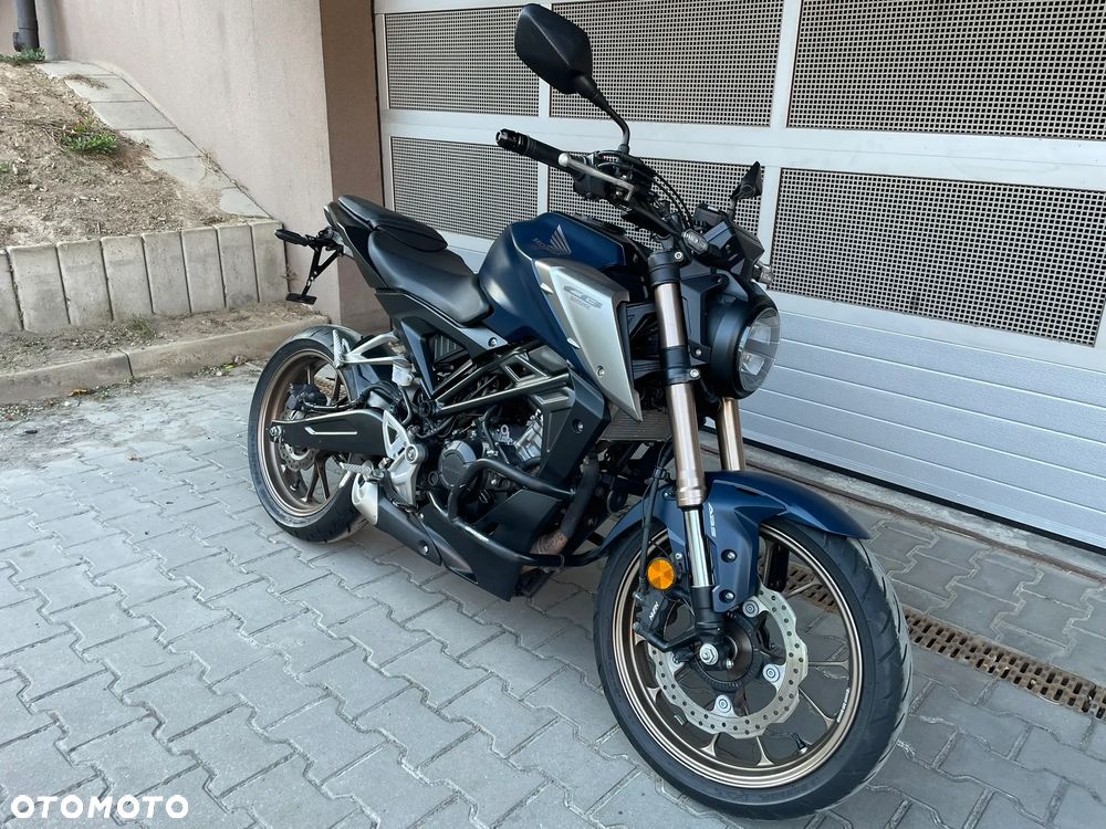 Honda CB - 10
