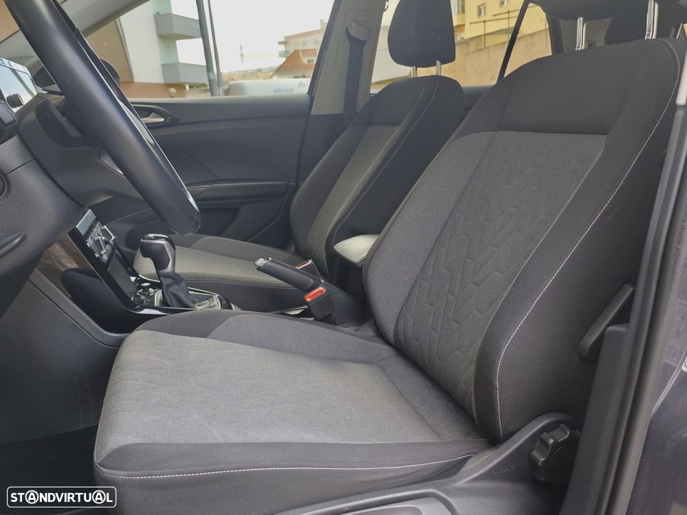 VW T-Cross 1.0 TSI Urban DSG - 9