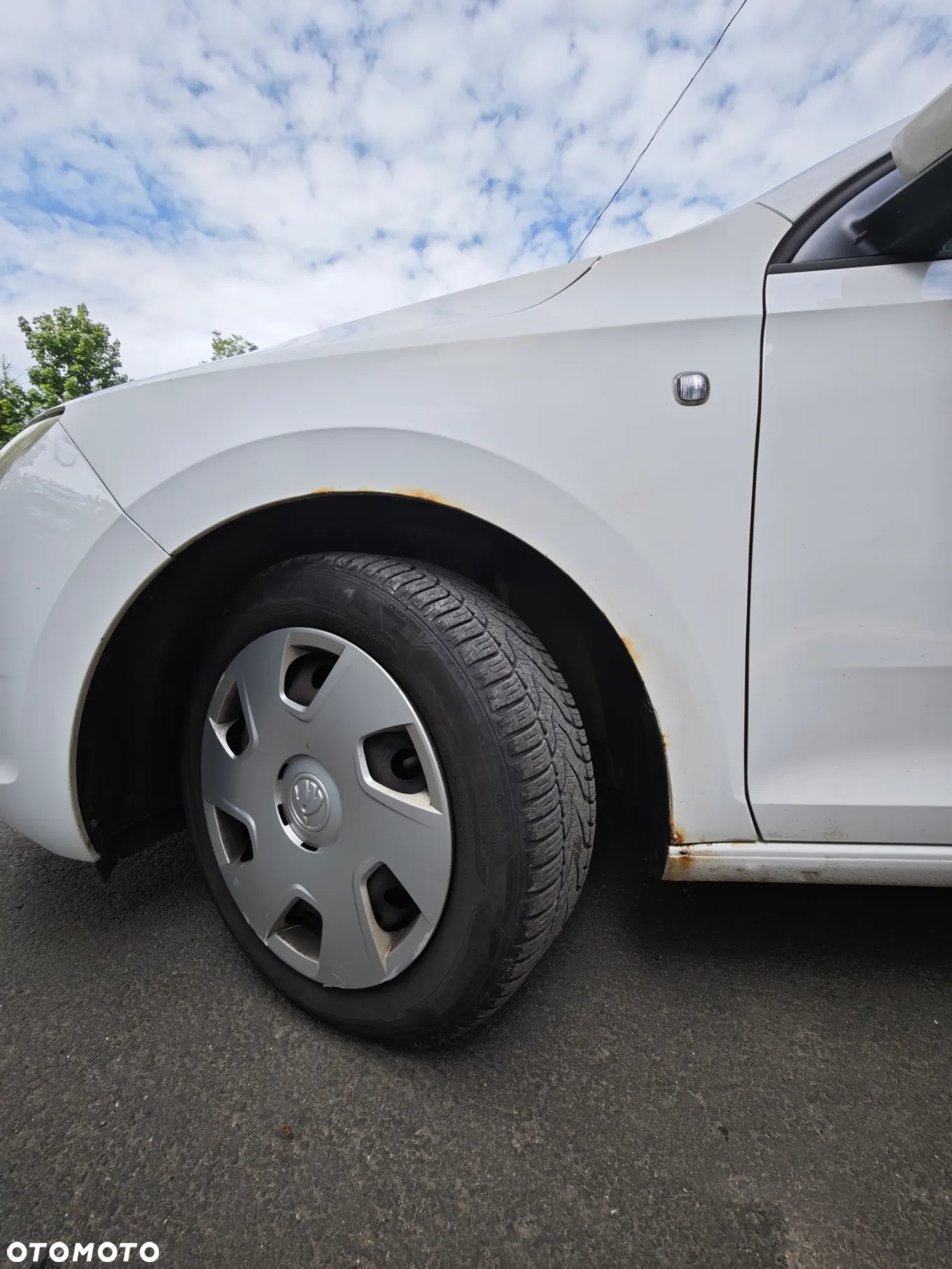 Skoda RAPID 1.2 Ambition - 8