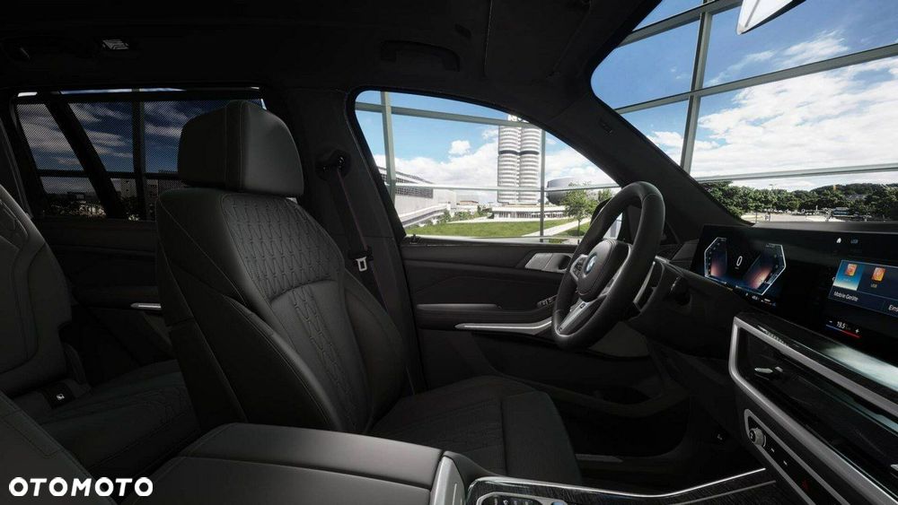 BMW X7 - 16