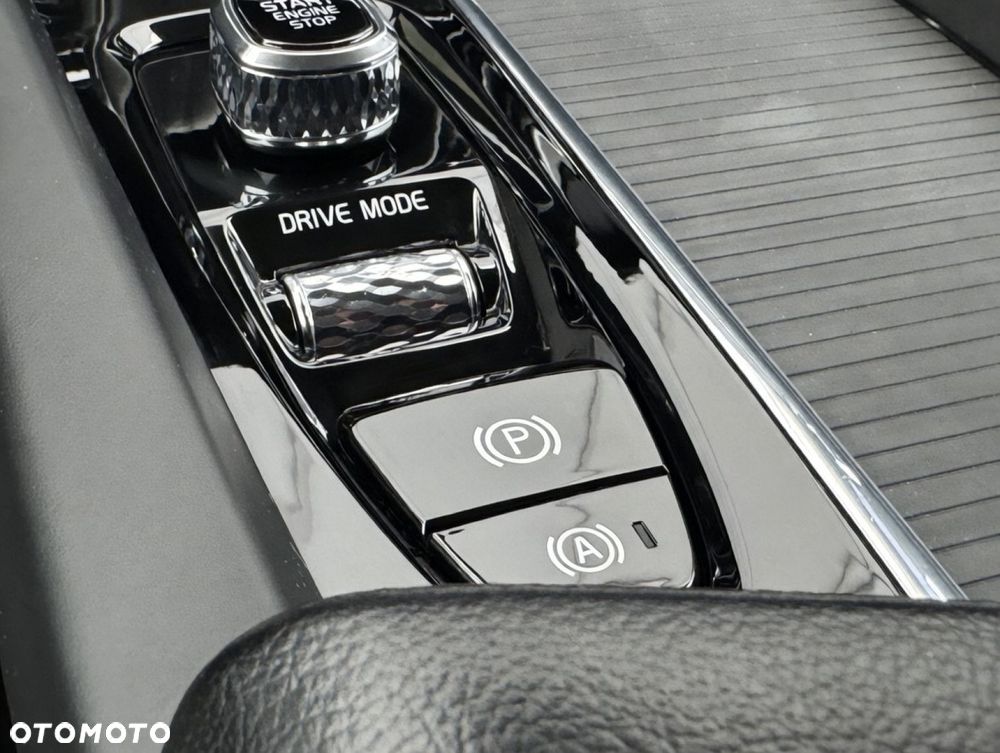 Volvo V60 Cross Country - 21