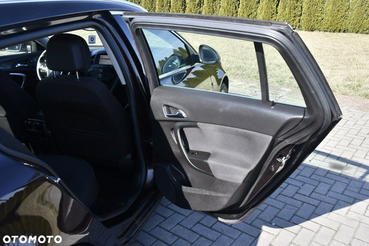 Opel Insignia - 19