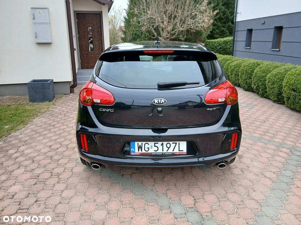 Kia Ceed 1.6 T-GDI GT - 7