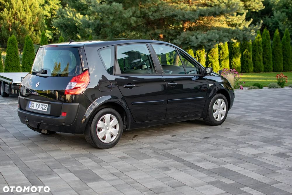Renault Scenic - 22