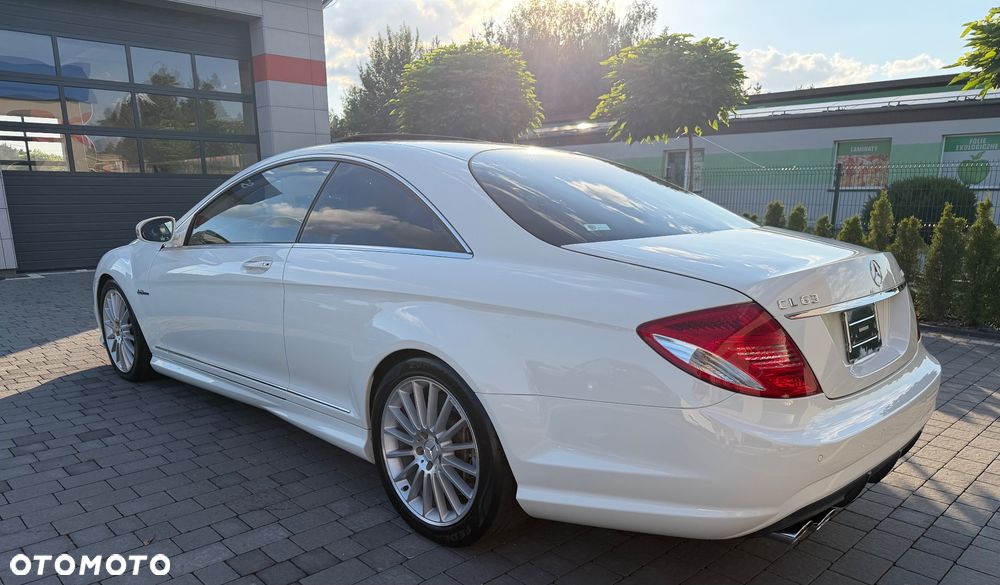 Mercedes-Benz CL 63 AMG - 9
