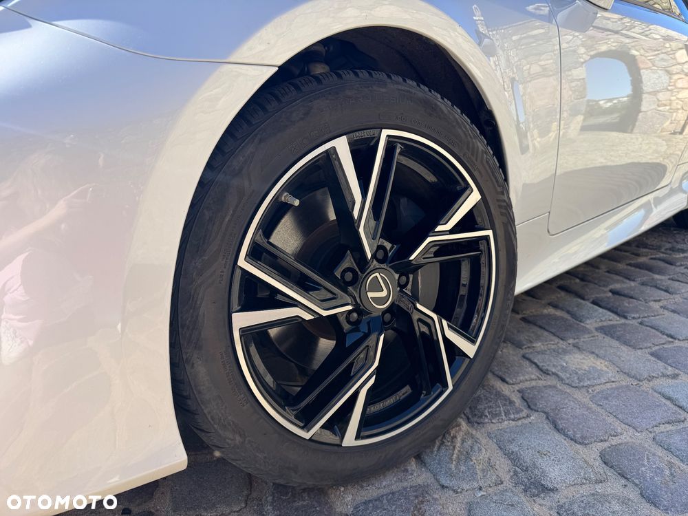 Lexus RC - 27