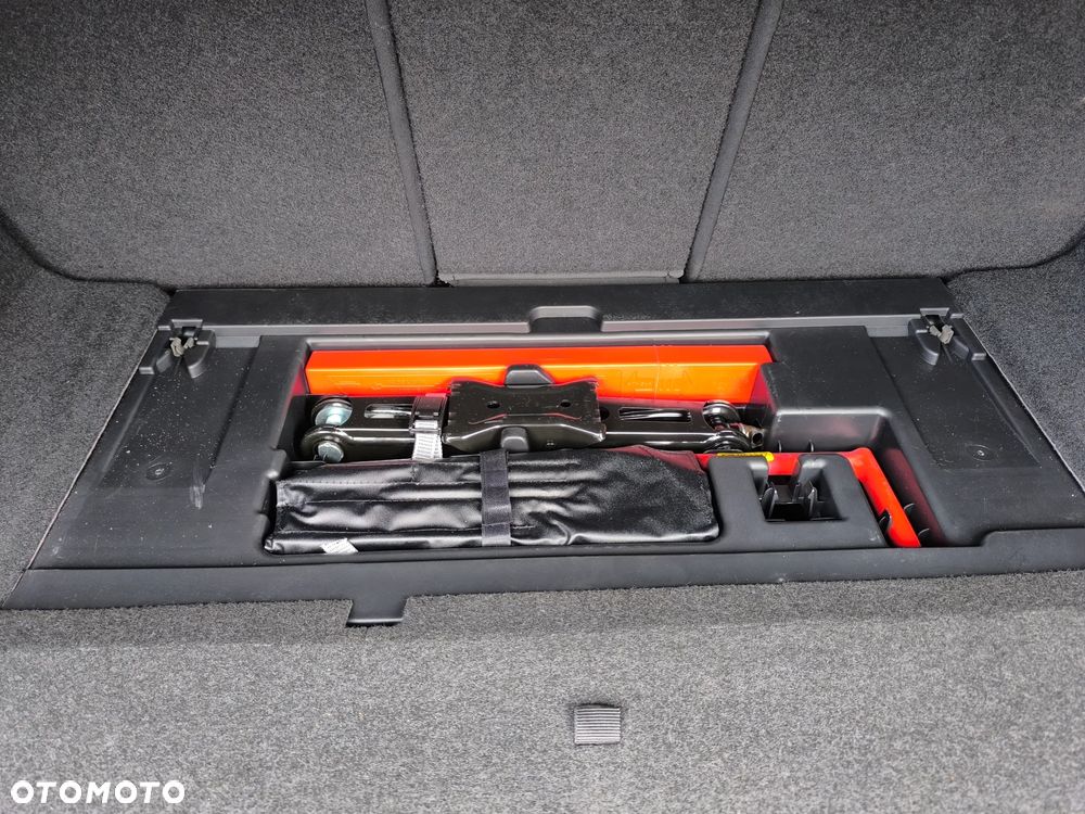 Audi A4 Limousine 40 TFSI S tronic - 39