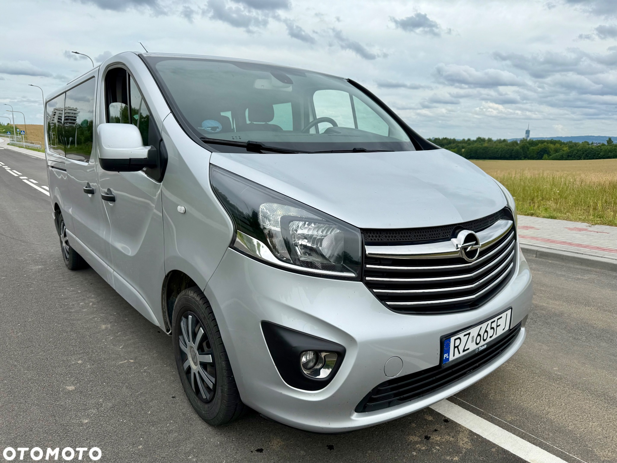 Opel Vivaro L2H1 2.9t Edition Elegance - 6