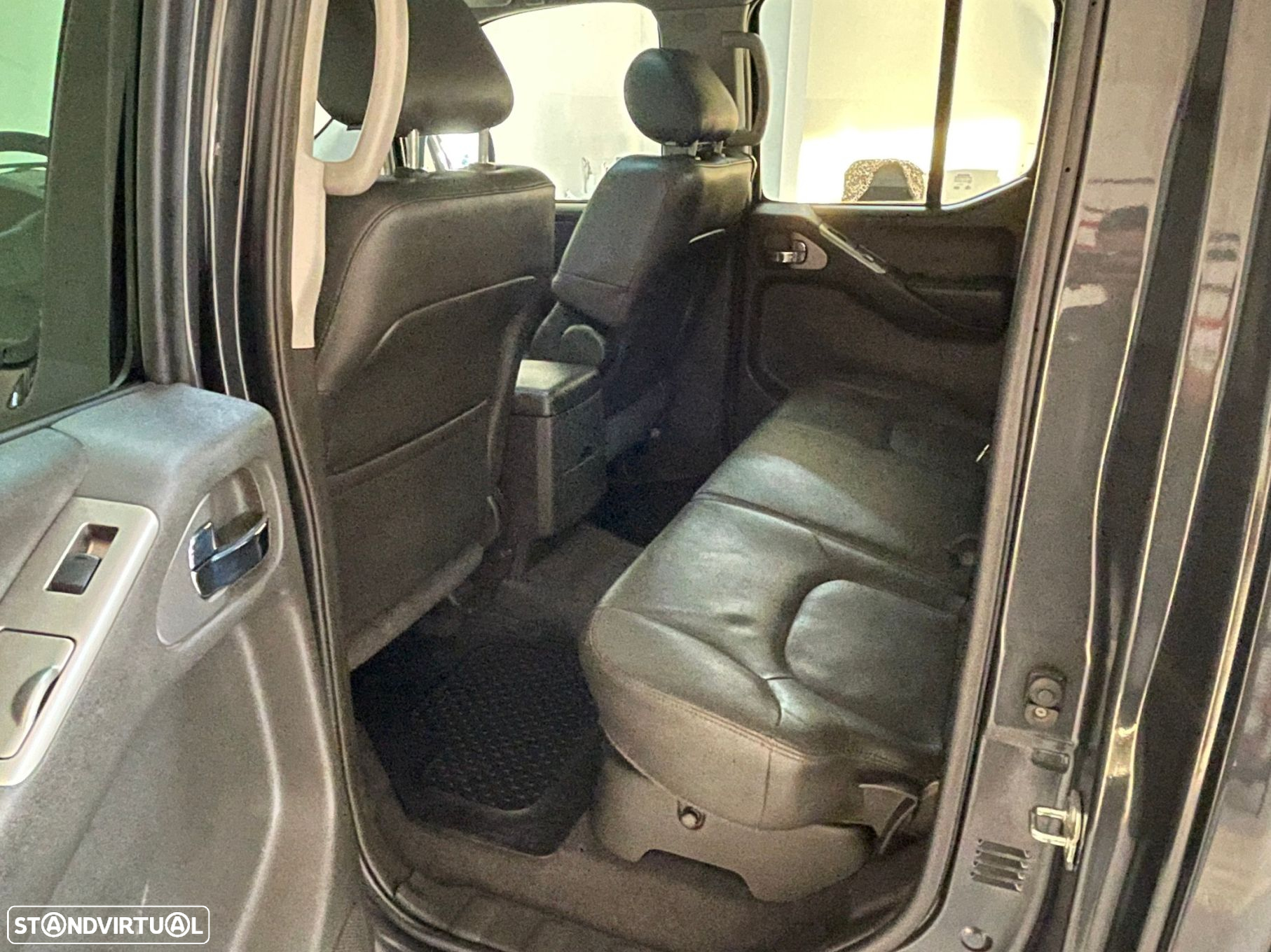 Nissan Navara 2.5 dCi CD LE - 21
