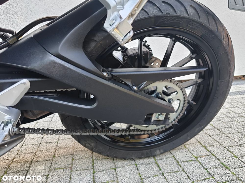 Yamaha MT - 20