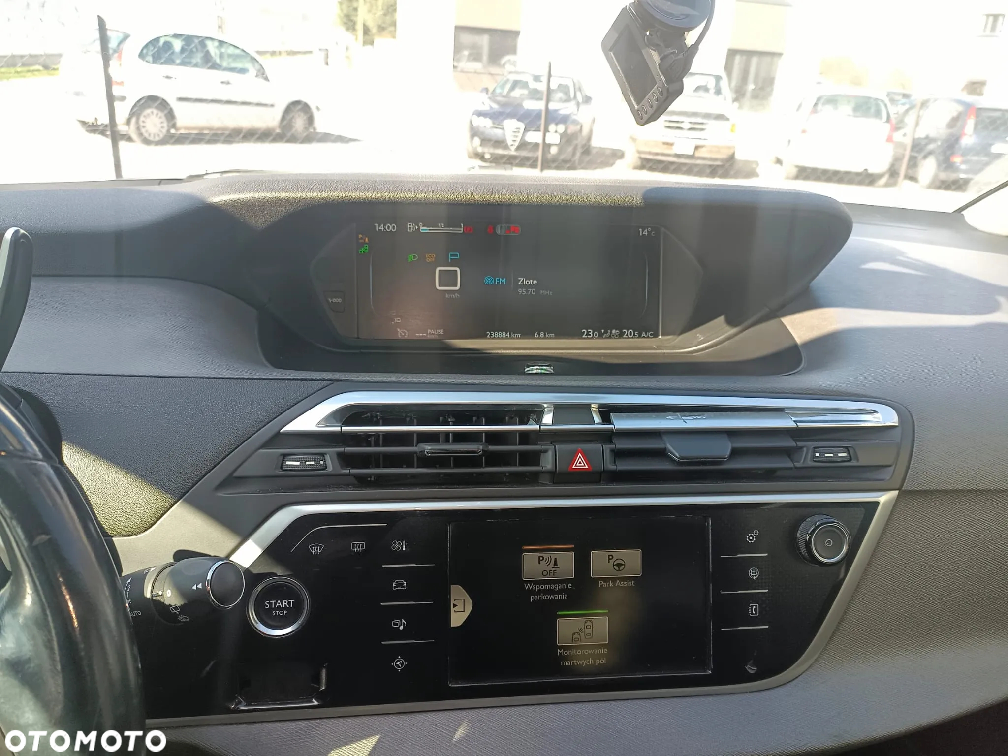Citroën C4 Grand Picasso 2.0 BlueHDi Exclusive - 2