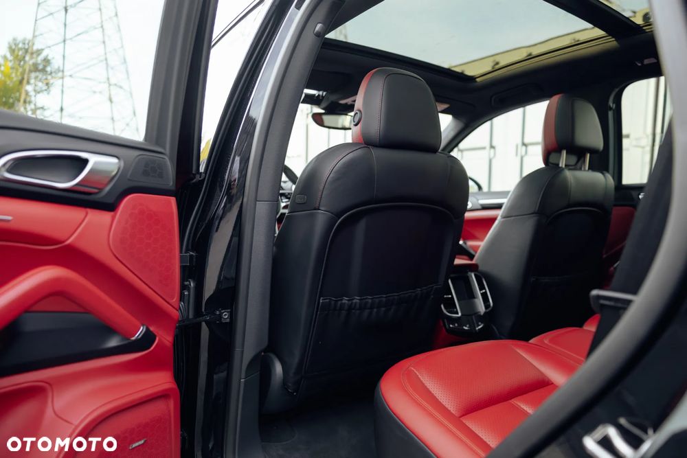 Porsche Cayenne S Diesel - 14