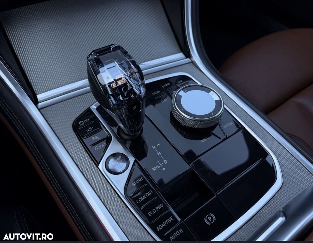 BMW Seria 8 - 15