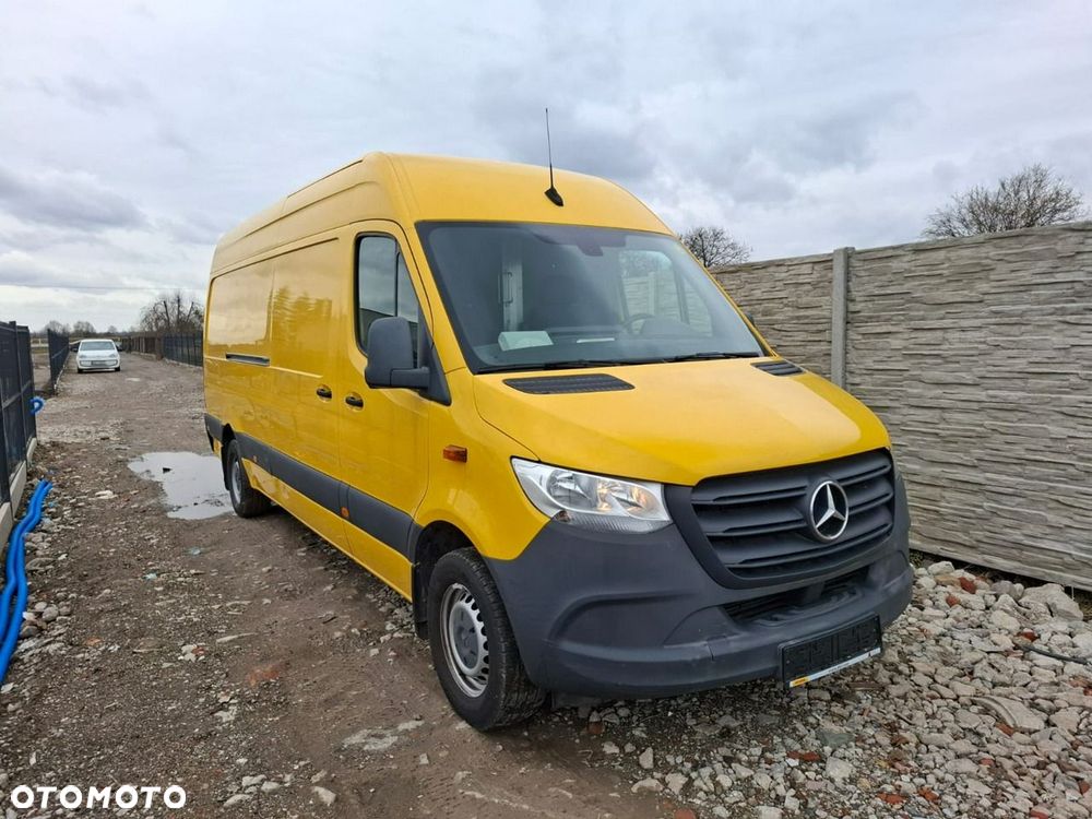 Mercedes-Benz Sprinter - 6