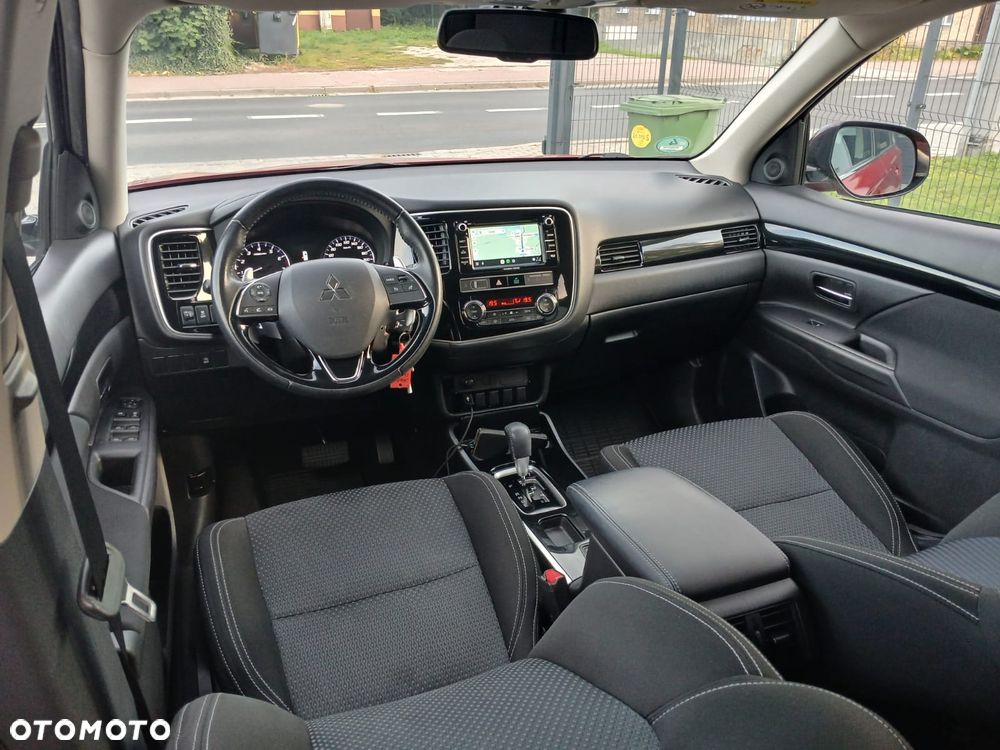 Mitsubishi Outlander 2.0 2WD CVT Edition 100 - 34