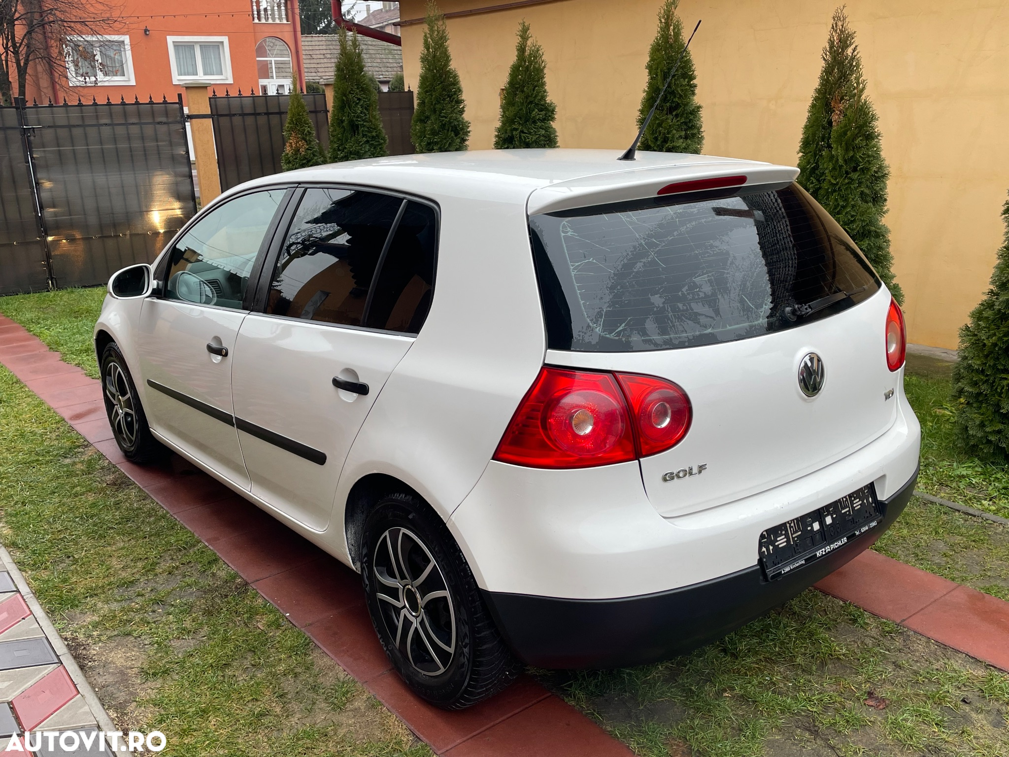 Volkswagen Golf 1.9 TDI Comfortline - 2