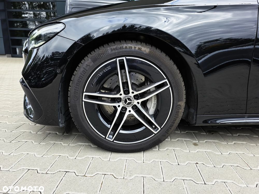 Mercedes-Benz Klasa E 220 d mHEV 4-Matic AMG 9G-Tronic - 11