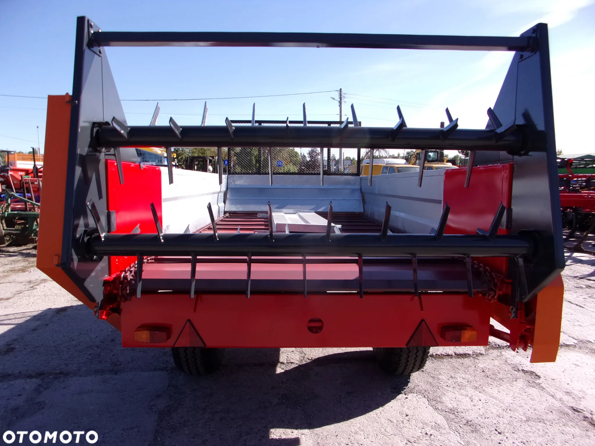 Inny Rozrzutnik obornika IGAMET N255 3,5 tony, Rostalski 4,0 tony, Jol-Met 4,5 tony, Metal-Fach 6 Ton, Carna Białostocka, Pronar, Roltrans - 5