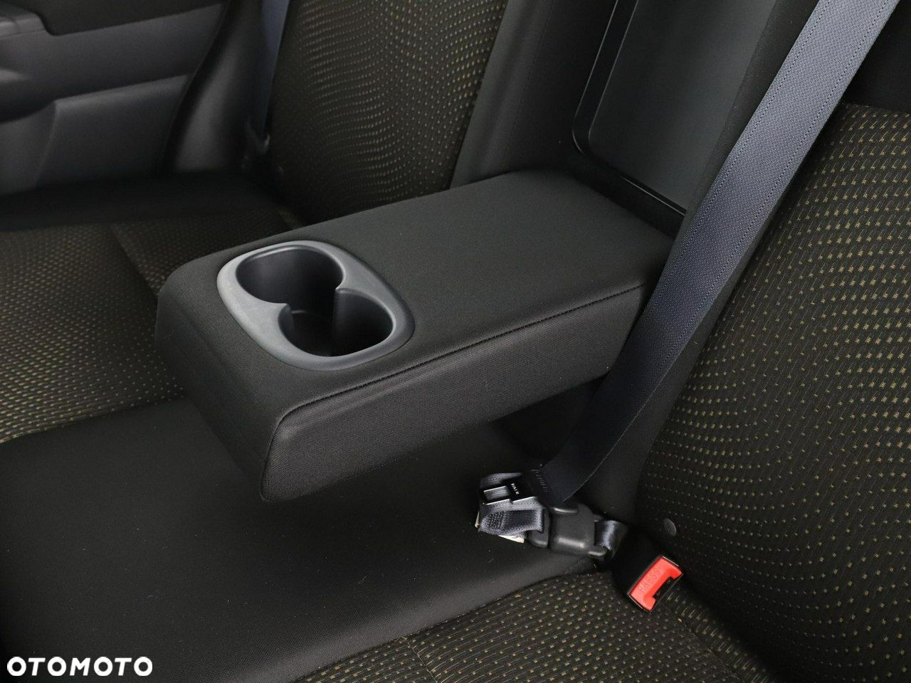 Mitsubishi ASX 1.6 2WD Diamant Edition - 31