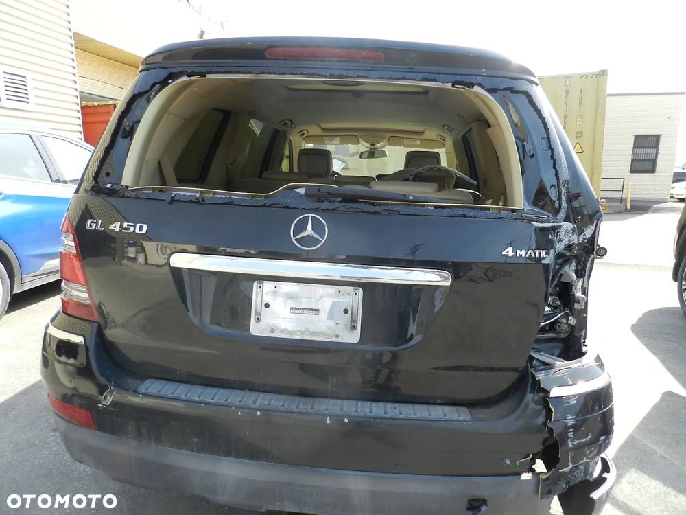 Mercedes-Benz GL 450 4Matic 7G-TRONIC - 35