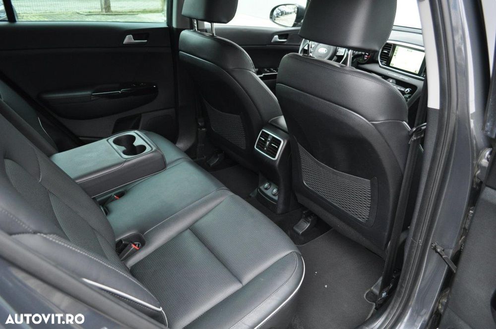 Kia Sportage 2.0 CRDI 184 AWD Aut. Platinum Edition - 24