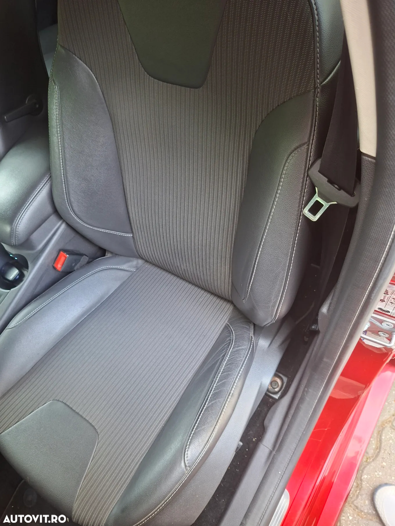 Ford Focus 2.0 TDCi DPF Titanium - 8