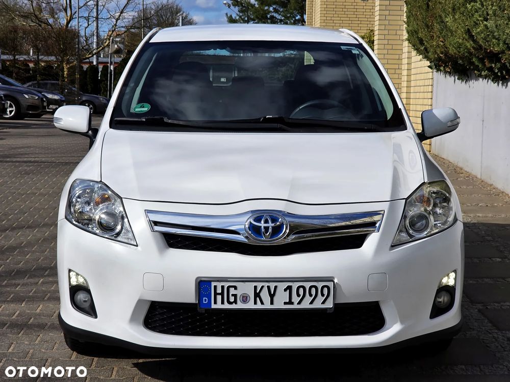 Toyota Auris 1.8 HSD Luna - 2
