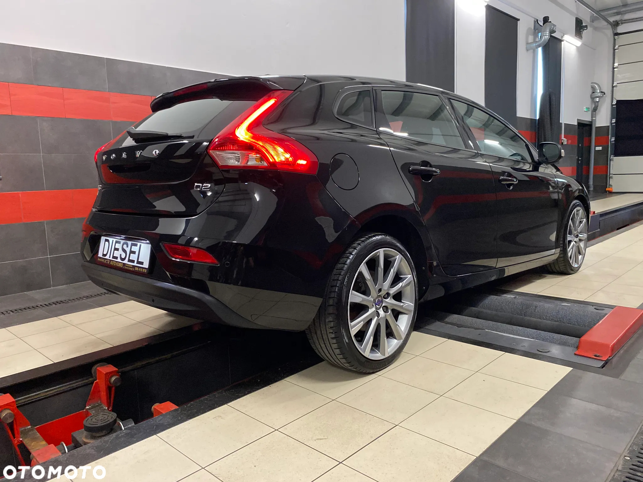 Volvo V40 D2 Summum - 7