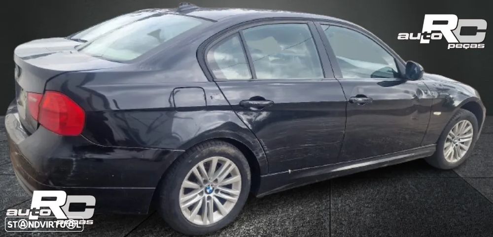 BMW E90 320D – Viatura para peças - 4