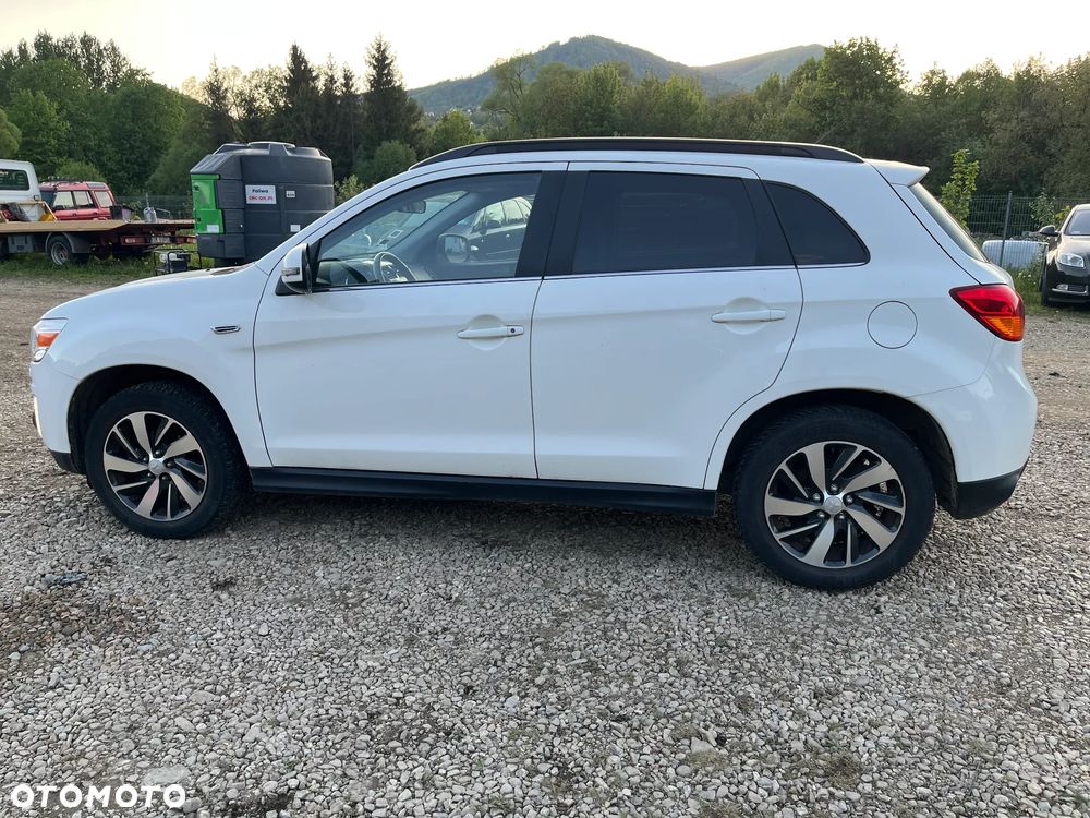 Mitsubishi ASX 1.8 DID Invite 4WD AS&G - 4
