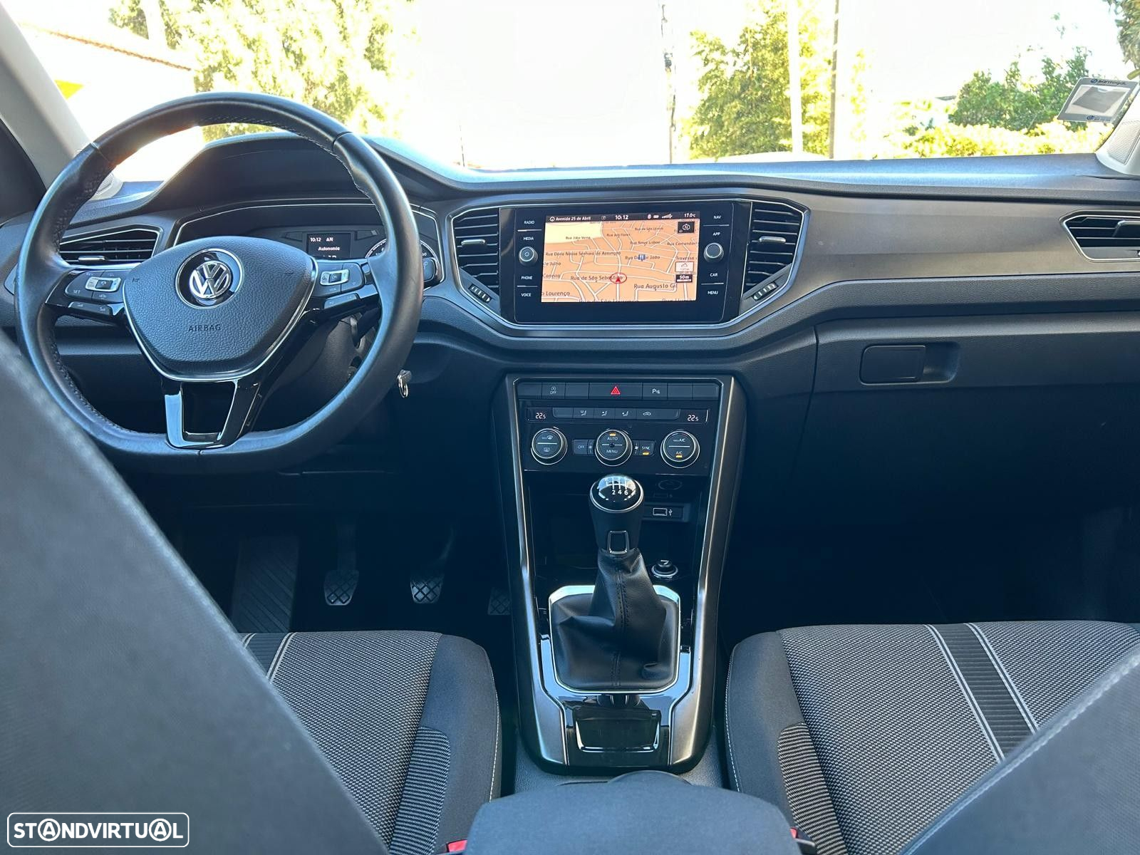 VW T-Roc 1.6 TDI Style - 22