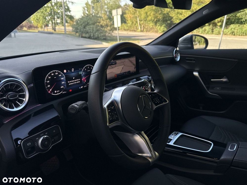 Mercedes-Benz CLA - 14